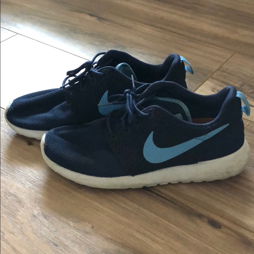 Nike Roshes